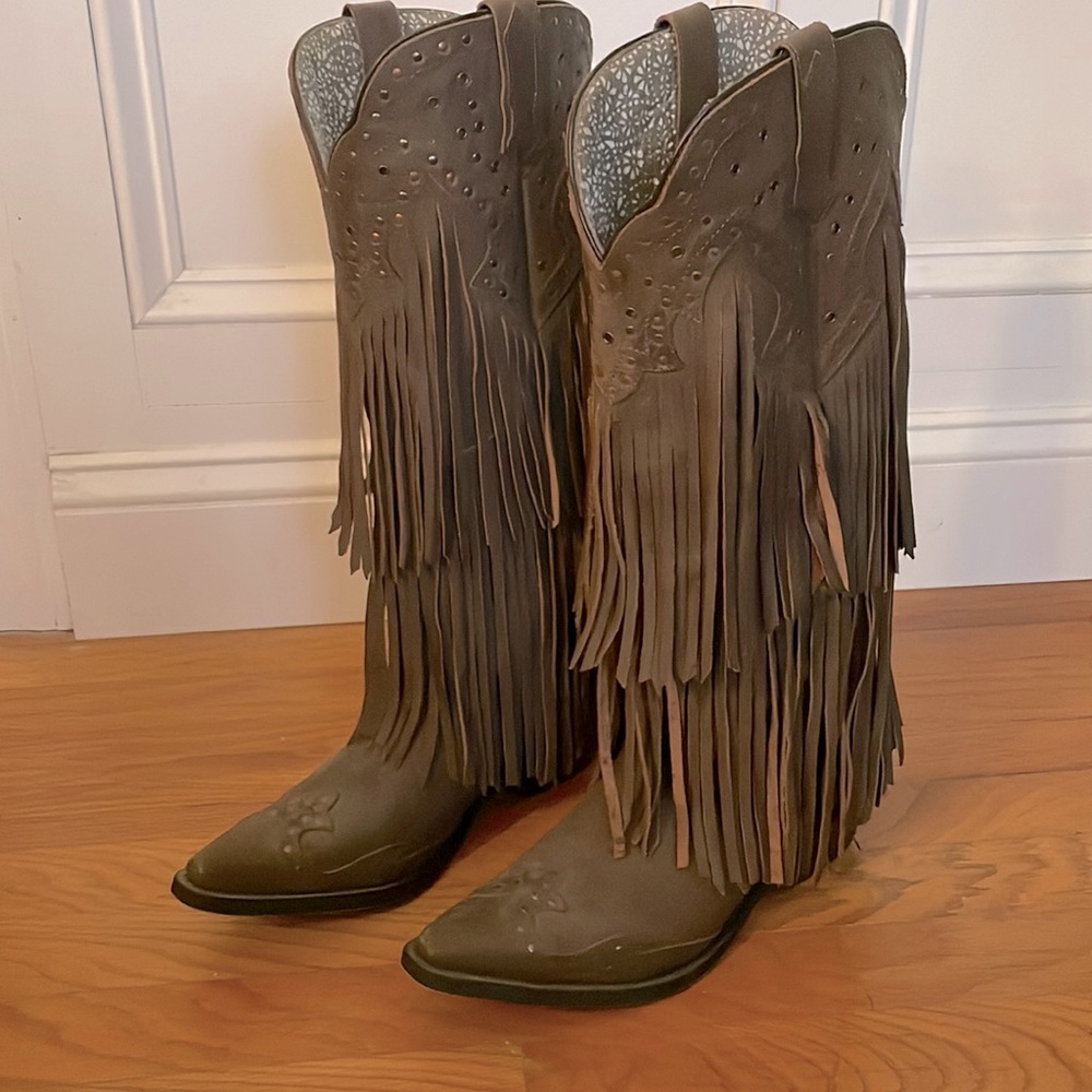 Womens Laredo Fringe Cowboy Boots